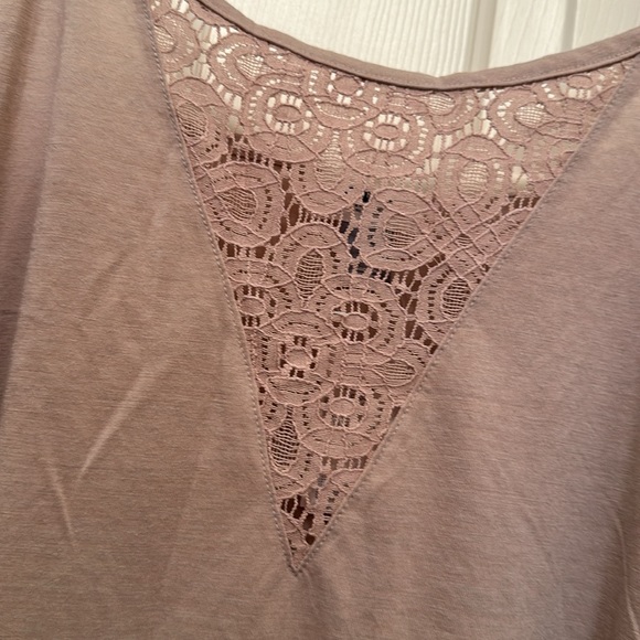 Old Navy Tank - Picture 2 of 3